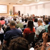 Vista parcial do público no auditório Austregésilo de Athayde. 