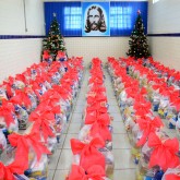 São José dos Campos, SP — Todos os anos, a LBV garante um Natal mais feliz a milhares de famílias. Já é uma tradição a entrega de cestas de alimentos a famílias de baixa renda em todo o País! =]
