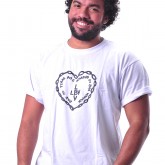 “Quando a gente chegou aqui, viu as crianças todas felizes, o abraço delas totalmente sincero, então, foi nosso dever vir aqui, ajudar. Vamos divulgar, estou pedindo pra galera que puder, venha ajudar, essas crianças precisam. O Brasil inteiro está precisando e a gente está muito feliz de poder ajudar um pouco