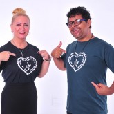 O conceitudo cabeleireiro e maquiador Cacá, junto com Marineza Nunes, colaborou voluntariamente para a produção dos artistas e personalidades que integram o Time da Solidariedade, em mais esta edição da Campanha do Natal Permanente da LBV. 
