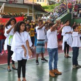 Belo Horizonte, MG — Meninos e meninas atendidos pela Legião da Boa Vontade realizaram apresentações culturais, dando as boas-vindas às famílias e às autoridades presentes na entrega das cestas de alimentos da Campanha Natal Permanente da LBV — Jesus, o Pão Nosso de cada dia!.
