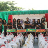 Goiânia, GO — Apresentação de dança organizada pelas crianças atendidas pela LBV abrilhantou o evento de entrega das cestas de alimentos arrecadas por meio da Campanha Natal Permanente da LBV – Jesus, o Pão Nosso de cada dia!.
