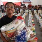 São Vicente, SP — Em um período de desafio econômico que o Brasil vive, a Solidariedade ainda está no coração das pessoas. Ao doar para a LBV, a sua contribuição ajuda a mudar a realidade de muitas famílias neste Natal. A você, o nosso muito obrigado!
