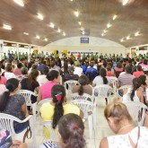 Rio Branco, AC — As cestas de alimento foram carinhosamente montadas para que as famílias tenham um fim de ano mais feliz. Um sorriso emocionado e genuíno se fez presente no rosto de cada atendido.