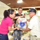 Rio Branco, AC — Neste fim de ano, as famílias atendidas pela LBV e por Instituições parceiras receberam o conforto e a esperança em forma de uma cesta de alimentos.