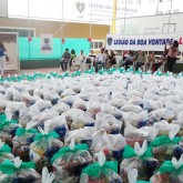 Cuiabá, MT — Vista parcial das cestas entregues às famílias de baixa renda amparadas pela LBV.
