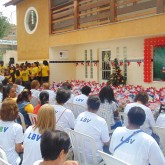 Juiz de Fora, MG — Crianças atendidas pela LBV apresentaram canções levando alegria e paz a todas as famílias presentes na entrega das cestas de alimentos da Instituição. 
