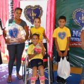 Sorocaba, SP — A cesta de alimentos tem 28 kg e contém arroz, feijão, óleo, açúcar, leite em pó, macarrão, farinha de mandioca e de trigo, goiabada, gelatina, massa para bolo, extrato de tomate e sal. Itens básicos para ajudar no sustento da família.
 
