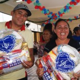 Ananindeua, PA — A LBV beneficiou centenas de famílias atendidas ao longo do ano em seus programas e projetos socioeducacionais com cestas de alimentos arrecadados por meio da campanha Natal Permanente da LBV — Jesus, o Pão Nosso de cada dia!.
