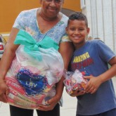 Uberaba, MG — Natal é época de união e solidariedade! A campanha de Natal da LBV leva às famílias a Solidariedade e a certeza de ceia farta com as cestas de alimentos.
