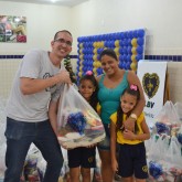 Niterói, RJ — Natal é época de união e solidariedade! A campanha de Natal da LBV leva às famílias a Solidariedade e a certeza de ceia farta com as cestas de alimentos.
