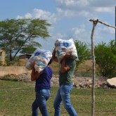 Nossa Senhora da Glória, SE — No povoado Nossa Senhora de Lourdes, a ação contou com o apoio da Secretaria de Assistência Social que indicou as famílias e os povoados para receberem as cestas de alimentos. A LBV agradece essa parceria solidária!