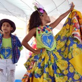 Recife, PE - E as crianças atendidas pela LBV realizaram apresentações culturais, trazendo elementos do povo nordestino, encantando todo o público, trazendo mais cor e mais alegria a esta festa da solidariedade.
