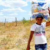 Tupanatinga, PE — Natal é época de união e solidariedade! A campanha de Natal da LBV leva às famílias a Solidariedade e a certeza de ceia farta com as cestas de alimentos.
