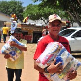 Nossa Senhora do Glória, SE — Natal é época de união e solidariedade! A campanha de Natal da LBV leva às famílias a Solidariedade e a certeza de ceia farta com as cestas de alimentos.
