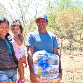 Juazeiro, BA — Todos os anos, a LBV garante um Natal mais feliz a milhares de famílias. Já é uma tradição a entrega de cestas de alimentos a famílias de baixa renda em todo o País! =]
 
