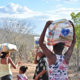 Uauá, BA — Em um período de desafio econômico que o Brasil vive, a solidariedade ainda está no coração das pessoas. Ao doar para a LBV, a sua contribuição ajuda a mudar a realidade de muitas famílias neste natal. A você, o nosso muito obrigado!

 
