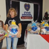 Americana SP, — A senhora Eliane Aparecida Raimundo da Silva foi beneficiada pela ação solidária da LBV. A alegria em receber a cesta de alimentos fará com que o natal dessa família seja muita mais feliz.
