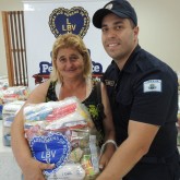 Itapeva, SP — A Guarda Municipal da cidade esteve presente na entrega das cestas. Agradecemos o apoio, amigos! o/
