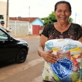 Rio Verde, GO — O sorriso no rosto de quem recebe a certeza de um natal mais digno e feliz, revela a importância do seu apoio. É a LBV chegando a quem mais precisa! =)