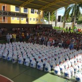 Goiânia, GO — Por meio da Campanha Natal Permanente da LBV – Jesus, o Pão Nosso de cada dia!, centenas de famílias em situação de vulnerabilidade social na capital goiana, receberam na última quarta-feira, 20, a garantia de um Natal mais digno e Feliz com a cesta de alimentos.
