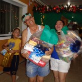 Santos, SP — A satisfação em levar a cesta de alimentos para casa é facilmente constatada no semblante das famílias atendidas pela LBV.
