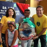 Santos, SP — Durante todo o ano, a Legião da Boa Vontade proporciona o melhor atendimento a milhares de famílias brasileiras que vivem em situação de risco social. A campanha Natal Permanente da LBV — Jesus, o Pão Nosso de cada dia! é a conclusão deste importante trabalho solidário. :)
