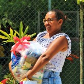 Mogi das Cruzes, SP — A espontaneidade do sorriso revela a alegria em receber, da LBV, a garantia de uma ceia de Natal mais farta.
