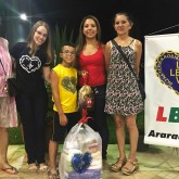 Araraquara, SP - Todos os anos, a LBV garante um Natal mais feliz a milhares de famílias. Já é uma tradição a entrega de cestas de alimentos a famílias de baixa renda em todo o País! =]
