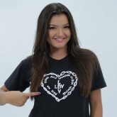 A atriz Bárbara Maia descreve a emoção ao ser recepcionada pelos alunos da LBV: 