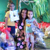 São José dos Campos, SP — Ao doar para a LBV, a sua contribuição ajuda a mudar a realidade de muitas famílias neste Natal. A você, o nosso muito obrigado! \o/
