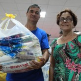 Araçatuba, SP — A Legião da Boa Vontade contou com o apoio valoroso de voluntários para a entrega das cestas de alimentos para as famílias em situação de risco social.
