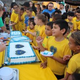 Joinville, SC — O bolo de aniversário da LBV estava uma delícia e as crianças atendidas aprovaram :] 
