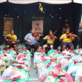 Presidente Prudente, SP — A cerimônia de entregas de cestas contou com apresentações artísticas e culturais realizada por crianças e adolescentes atendidos pela Legião da Boa Vontade.
