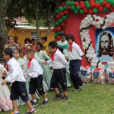Pelotas, RS — Crianças atendidas pela LBV realizam apresentação cultural apresentando danças tradicionais da cultura gaúcha.

 

