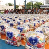 Palmas, TO — Vista parcial das cestas entregues às famílias de baixa renda amparadas pela LBV.

