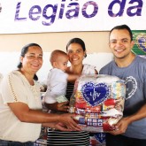 Rio Verde, GO — Neste ano, a iniciativa visa arrecadar um milhão de quilos de alimentos não perecíveis a serem entregues, em cestas, no mês de dezembro, a 50 mil famílias atendidas pelos programas socioeducacionais da LBV e as apoiadas por organizações parceiras da Instituição em todo o país.
