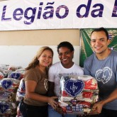 Rio Verde, GO — Graças ao seu apoio amigo colaborador, a LBV promove um natal mais digno e feliz para quem mais precisa!
