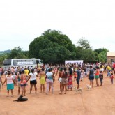 Aparecida de Goiânia, GO — Diversas famílias da comunidade Vale do Sol e Continental receberam a cesta de alimentos com muita alegria. Graças à campanha Natal Permanente da LBV – Jesus, o Pão nosso de cada dia!, essas famílias terão um fim de ano mais digno. A você, que colaborou com esta importante ação, nosso agradecimento.