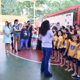Goiânia, GO — O Coral Ecumênico Infantojuvenil Boa Vontade, formado por meninos e meninas atendidas pela Legião da Boa Vontade, abrilhantou a cerimônia de entrega das cestas de alimentos arrecadados por meio da campanha Natal Permanente da LBV – Jesus, o Pão Nosso de cada dia!.