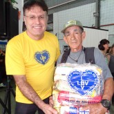 Registro, SP — Em todo o Brasil, por meio da campanha Natal Permanente da LBV — Jesus, o Pão Nosso de cada dia!, foram distribuídos 1 milhão de quilos de alimentos não perecíveis a mais de 50 mil famílias.
