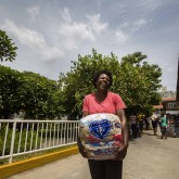 São Paulo, SP - Natal é época de união e solidariedade! A campanha de Natal da LBV leva às famílias a Solidariedade e a certeza de ceia farta com as cestas de alimentos.
