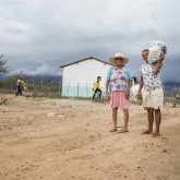 Uauá, BA — O céu nublado já indicava a vinda de chuva para o sertão