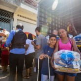 Guarulhos, SP — Em todo o Brasil, por meio da campanha Natal Permanente da LBV — Jesus, o Pão Nosso de cada dia!, foram distribuídas cestas alimentos não perecíveis a mais de 50 mil famílias.