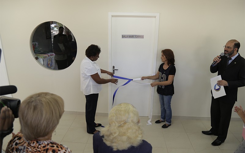Rio de Janeiro, RJ – A fita foi descerrada por duas valorosas Mulheres Legionárias, representando as Cristãs do Novo Mandamento de Jesus que também participavam da inauguração.