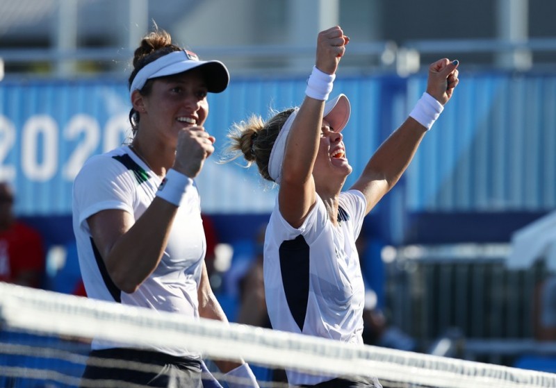 Bronze nos Jogos Olímpicos de Tóquio: Laura Pigossi e Luisa