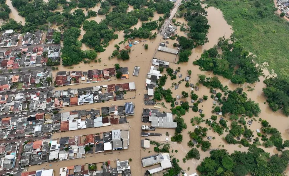 Como ajudar o Acre: inundação deixa milhares sem casa